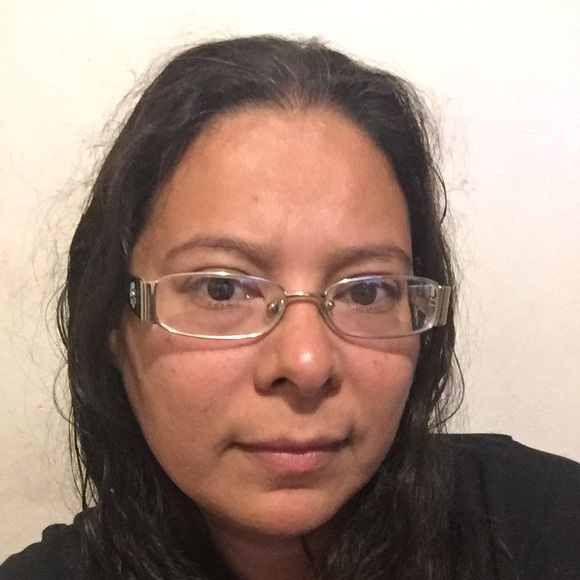 Meet the Posher Other - Meet your Posher, Raquel